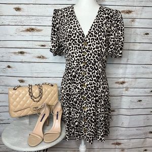 🌱Something Navy Leopard Mini Dress Size L
